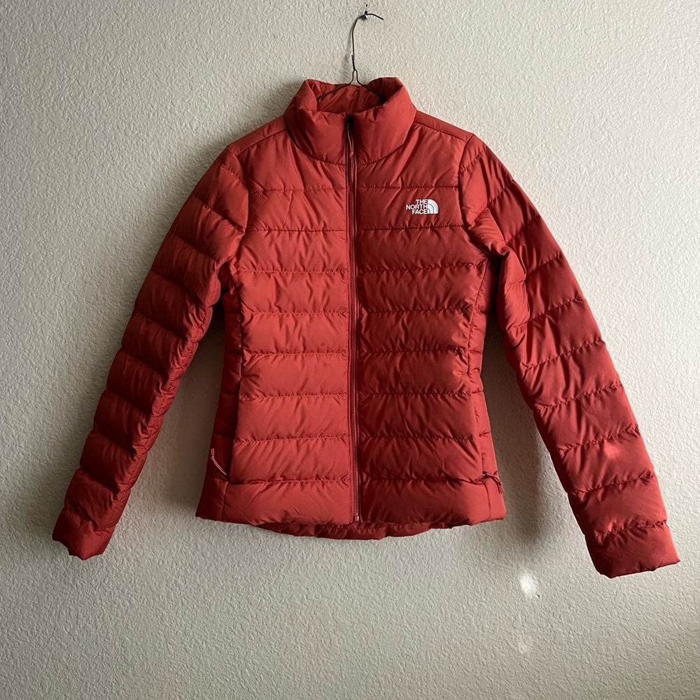 The North Face Women's ACONCAGUA 3 Puffer Jacket Mars Dust Small - Picture 8 of 9